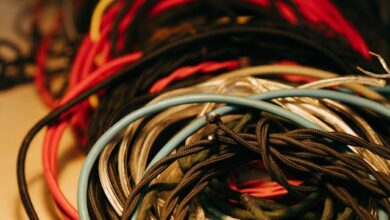 Les 7 Questions à Poser Avant d'Engager un Électricien